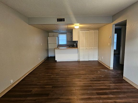 2nd image of 1229 Kennedy Rd APT 69