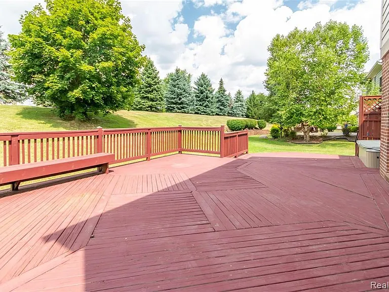 51334 W Hills Dr — Photo 5