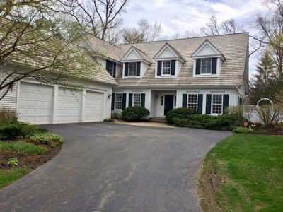775 E Illinois Rd, Lake Forest, IL, 60045