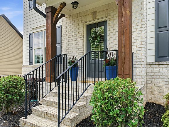 5th image of 120 Seattle Slew Way
