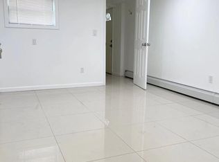 67-01 180th St, Flushing, NY 11365