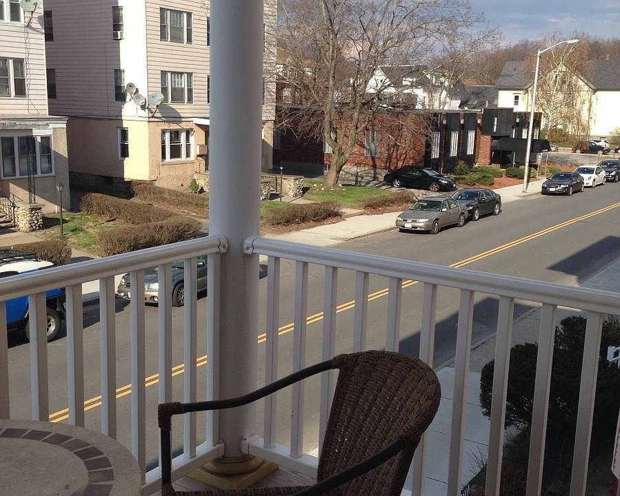 Apt on 2nd floor comes with  cool balcony