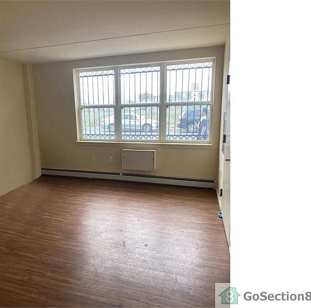 1st image of 468 Schroeders Ave Floor 1