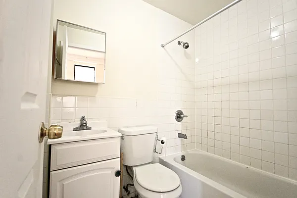 Rented by Rental Solutions Inc | media 36