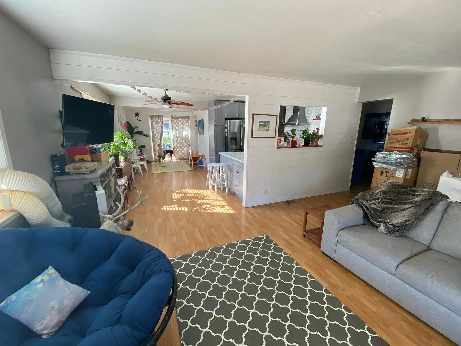 10465 Orange Ave photo 1