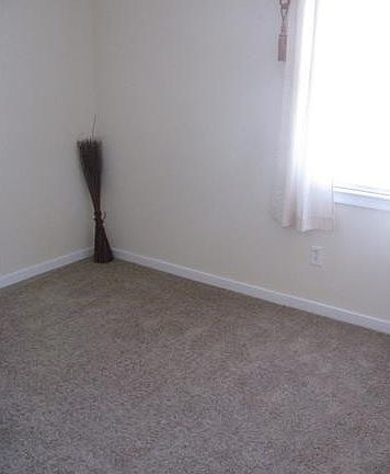 5th image of 4505 Scotlow Cir