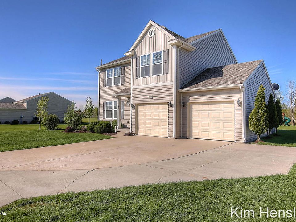 1st image of 9685 Hessler Crossing Ave NE