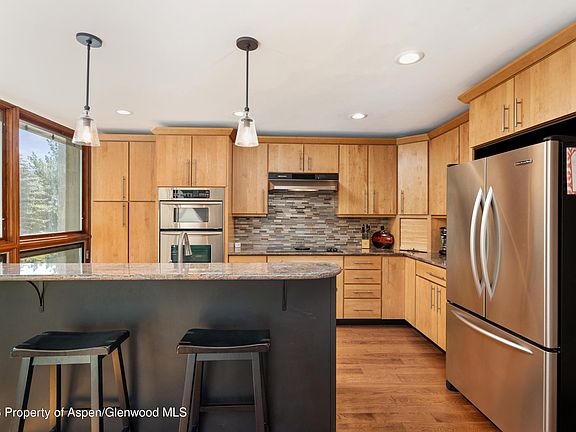 5th image of 805 Pinon Dr APT 2