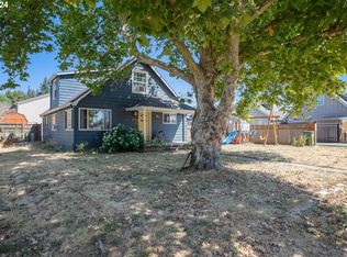 609 W 1st St, Newberg, OR 97132