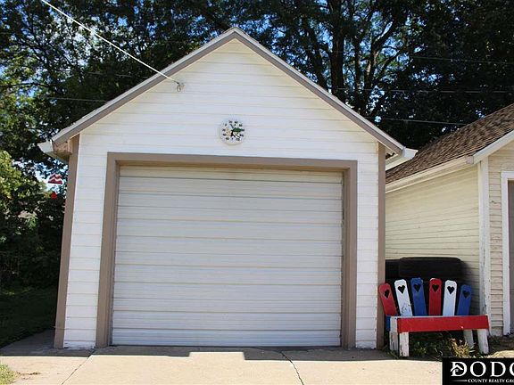 5th image of 1432 N Maxwell Ave