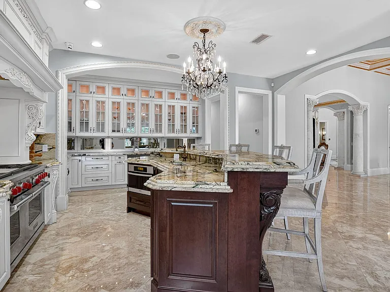377 E Coconut Palm Rd — Photo 30