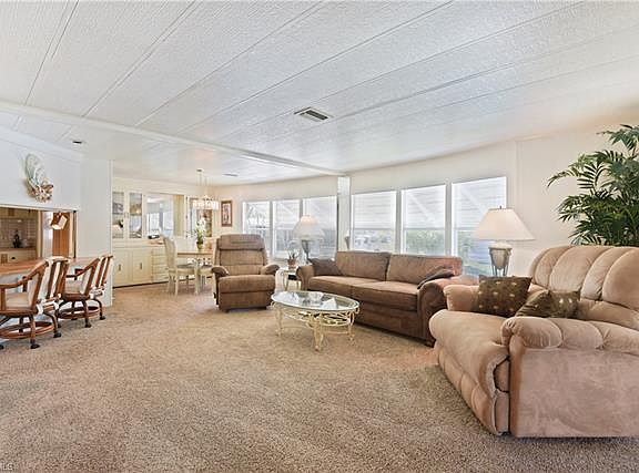 2nd image of 119 Queen Palm Dr #119