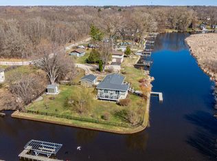 39452 N Petite Pass, Antioch, IL 60002