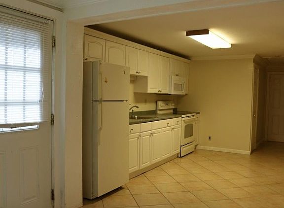 5th image of 4 Gateway Ct