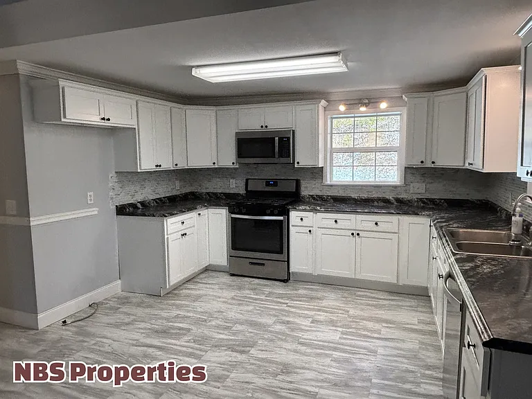 143 McCully Ln — Photo 8