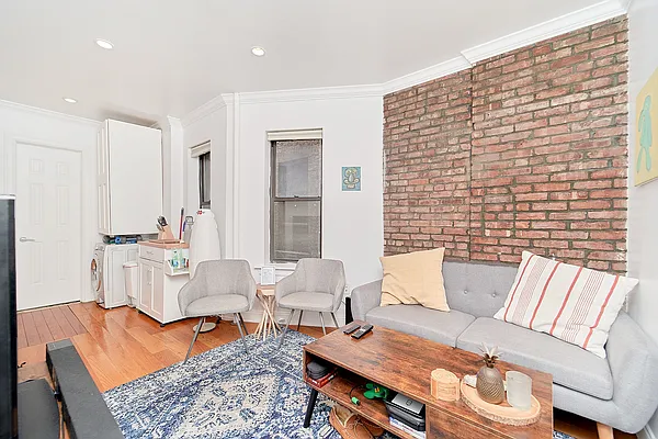 Rented by Living New York | media 2