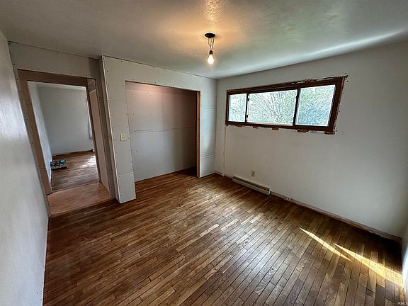 5th image of 516 New York St