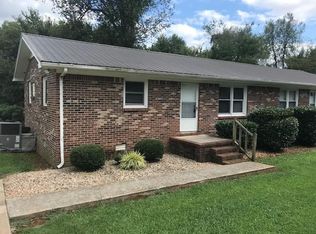 105 7th Ave S, Decherd, TN 37324