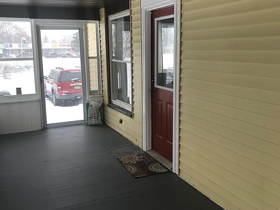 3rd image of 2424 Central Ave SW
