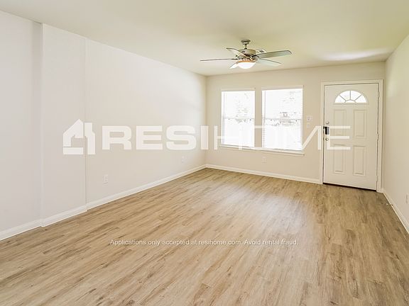 5th image of 714 Pine Bough Ln
