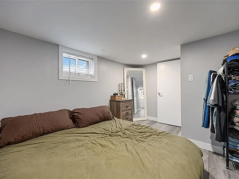 275 Kathleen Ave — Photo 8