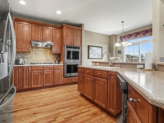 5th image of 24813 Ironwood Ct #0