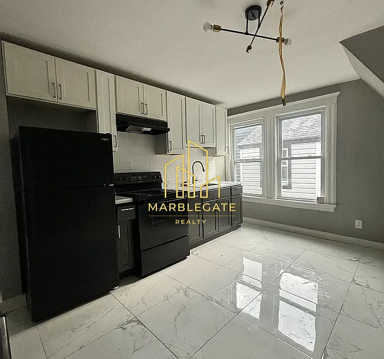 273 Amherst St #33