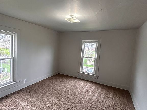 5th image of 1320 Woodbine Pl