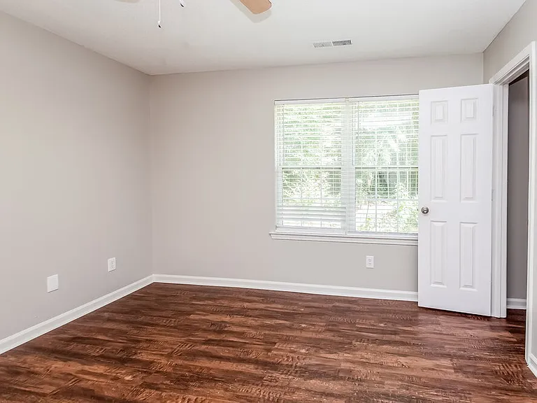 630 W Mnr — Photo 12