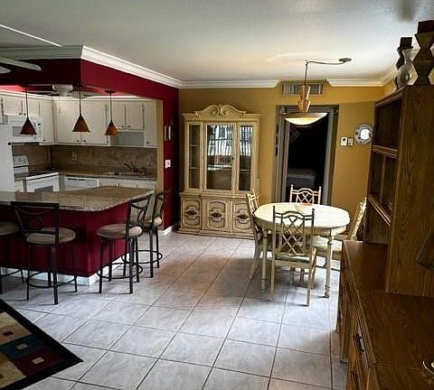 2nd image of 359 E Brittany #H
