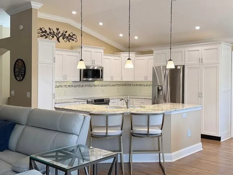 3352 Archer Ave — Photo 16