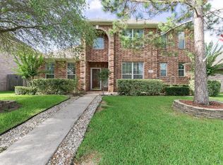 675 Lazy Ln, League City, TX 77573