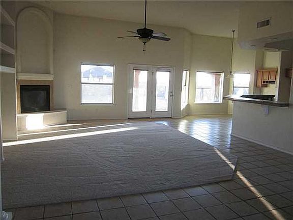 5th image of 13578 Emerald Coast Ln