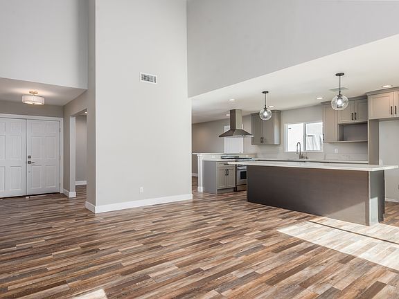 5th image of 4589 Vista Del Valle Dr