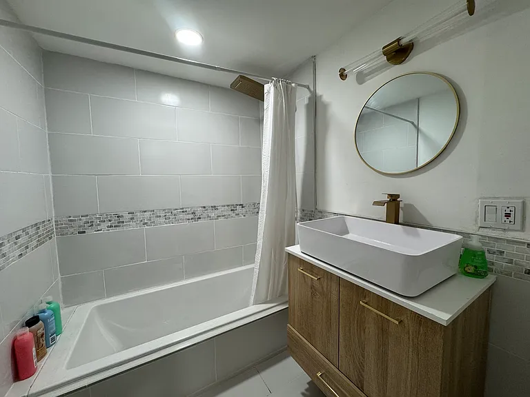 261 Park Ave #3 — Photo 14