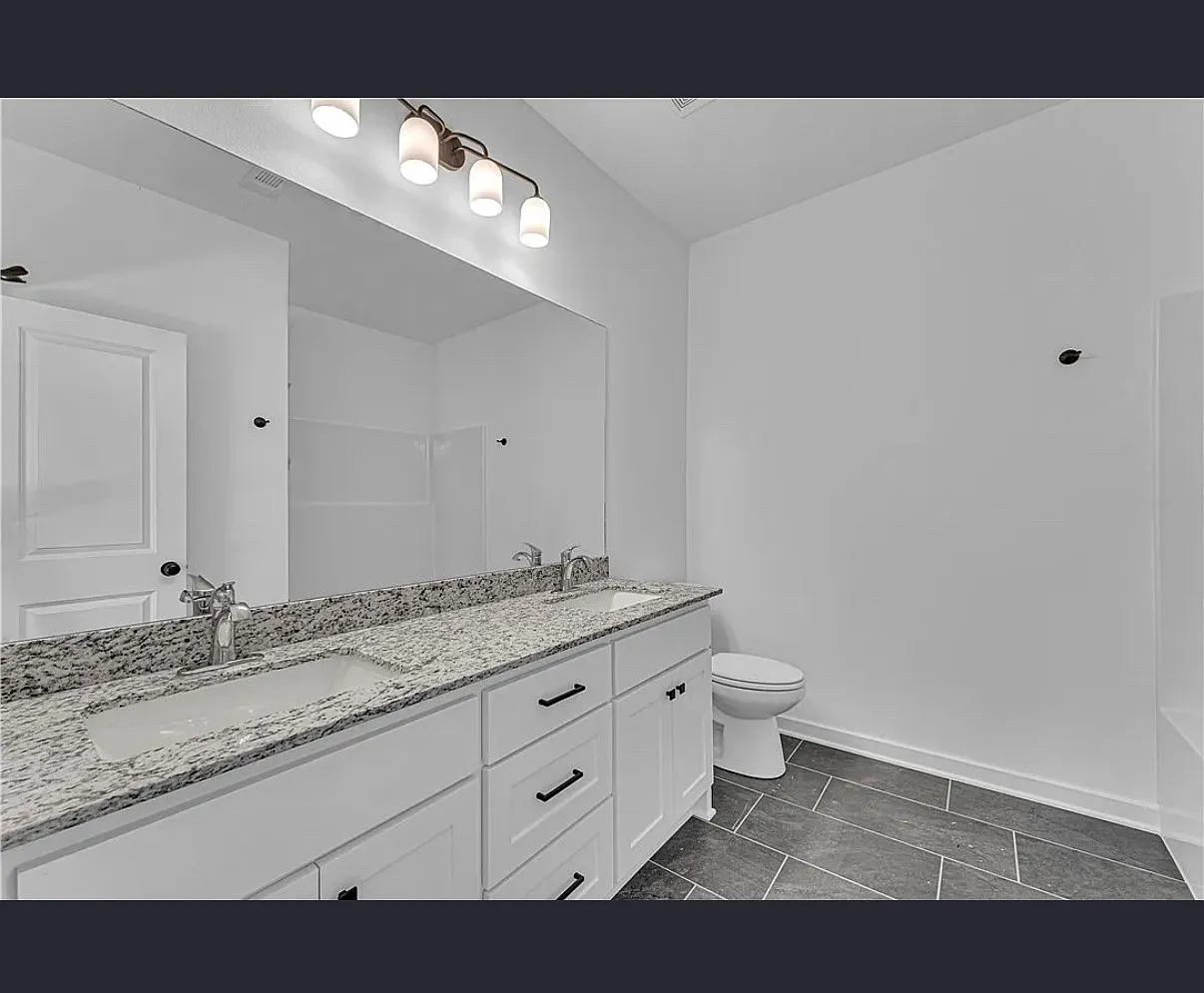 3 bed, 1500 sqft, $2,100 — Photo 4