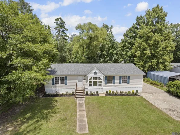 30176 Smith Dr, Walker, LA 70785