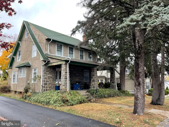 308 E Township Line Rd, Havertown, PA 19083