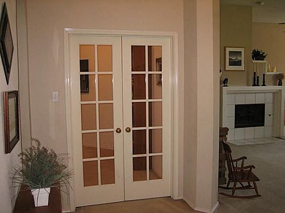 3rd image of 2418 Charter Creek Ct