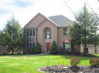 204 Pine Grove Ct, Baden, PA 15005