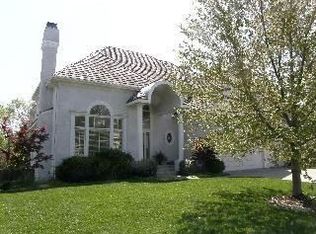 9609 W 127th Ter, Overland Park, KS 66213