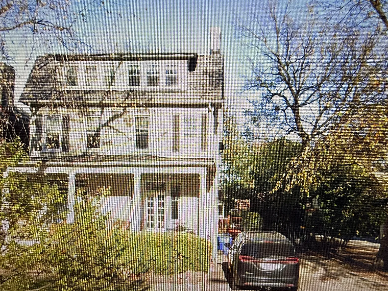 4 bed, 3.5 bath, 3731 sqft, $4,000 — Photo 1