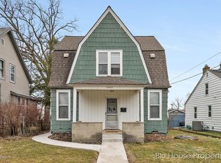 1042 Dorchester Ave SW, Grand Rapids, MI 49503