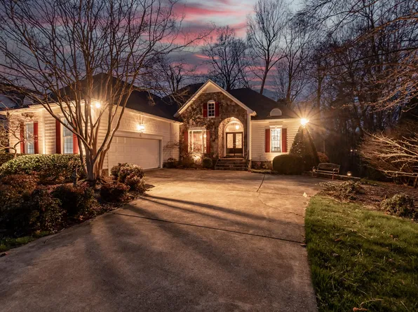 2724 Blue Ravine Rd, Wake Forest, NC 27587