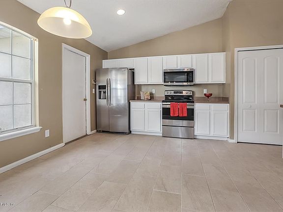 04-Kitchen