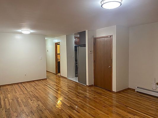 5th image of 638 E 103rd St Floor 2