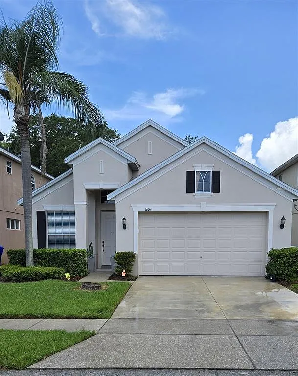 3 bed, 2.0 bath, 1617 sqft, $2,300 — Photo 1