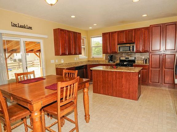 4th image of 7314 Antelope Meadows Cir