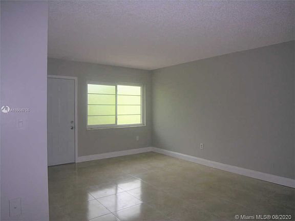 3rd image of 435 NE 121st St APT 205