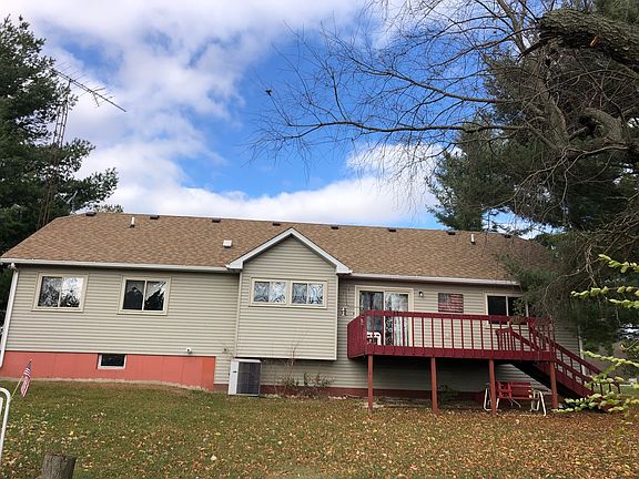 3rd image of 108 Wyandotte Dr